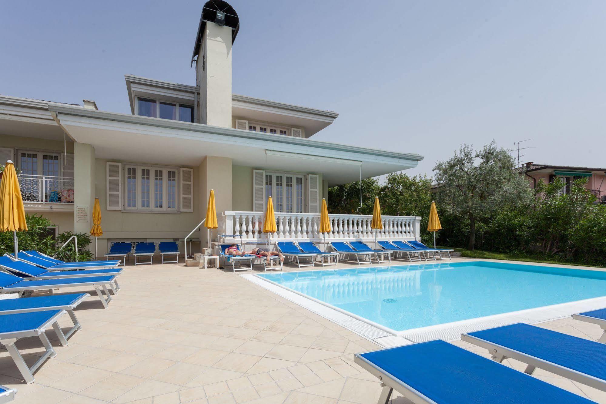Hotel Gardenia & Villa Charme Adults Friendly 4Star Service Bardolino Exterior photo