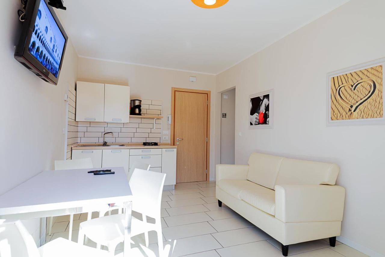 Hotel Gardenia & Villa Charme Adults Friendly 4Star Service Bardolino Exterior photo